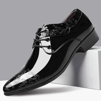 Кожаная обувь Мужская Новая Яркая Мужская кожаная обувь в деловом стиле, Модная повседневная обувь, мужские свадебные туфли на шнуровке большого размера