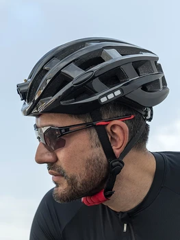 Велосипедный шлем с Подсветкой, Заряжающийся, Светящаяся сетка для мух, Снаряжение для велосипедного шлема для горного шоссе, для мужчин и женщин