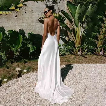 Блестящие атласные бретельки-спагетти, простое свадебное платье с открытой спиной, Сшитое на заказ, Шикарные свадебные платья с V-образным вырезом и высоким разрезом спереди
